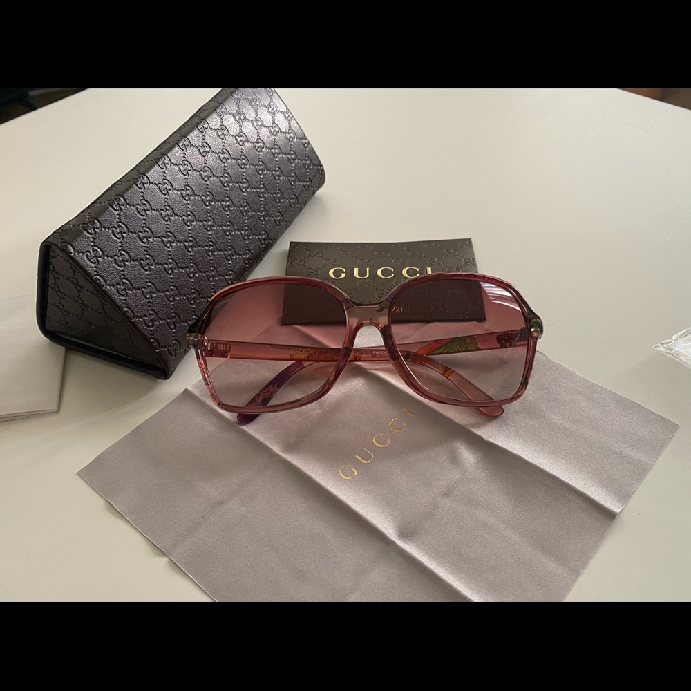 Gucci sunglasses
